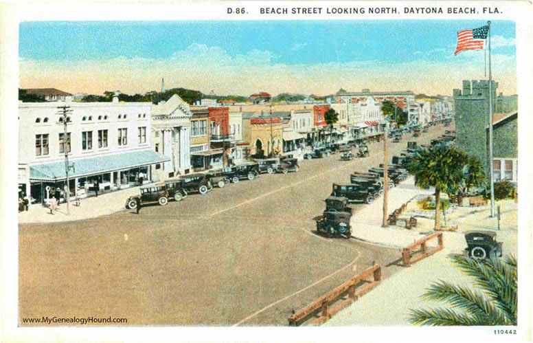 Daytona Beach, Florida, Beach Street Looking North, vintage postcard, historic photo