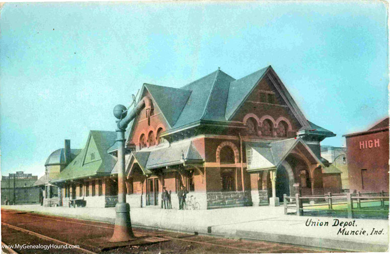 Muncie, Indiana, Union Railroad Depot, vintage postcard, historic photo