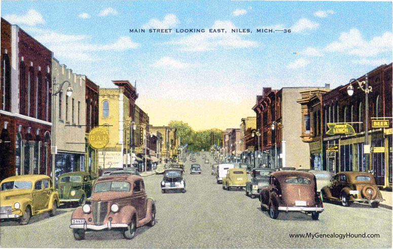 Niles, Michigan, Main Street Looking East, vintage postcard photo