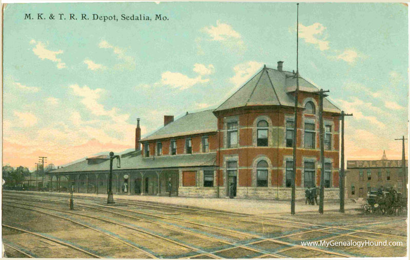 Sedalia, Missouri M.K. and T.R.R. Railroad Depot, vintage postcard, historic photo