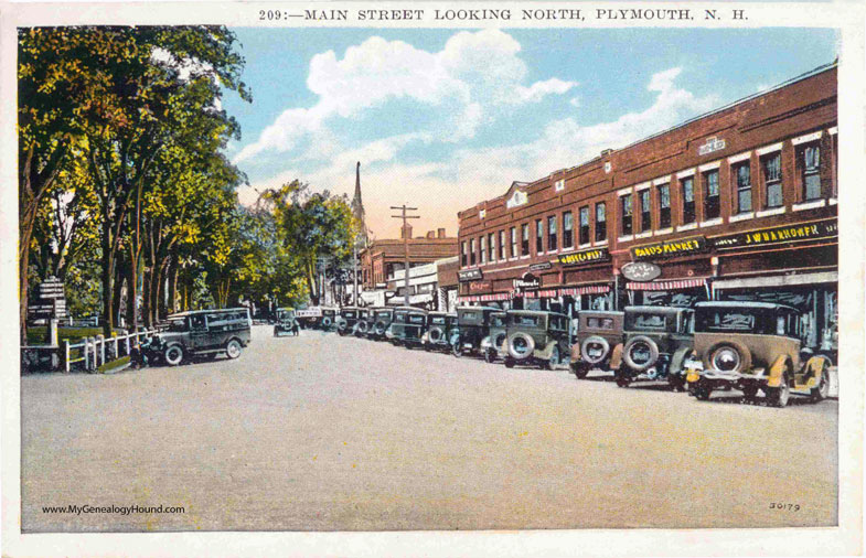 Main Street Looking North, Plymouth, New Hampshire, 1930's, vintage postcard, photo